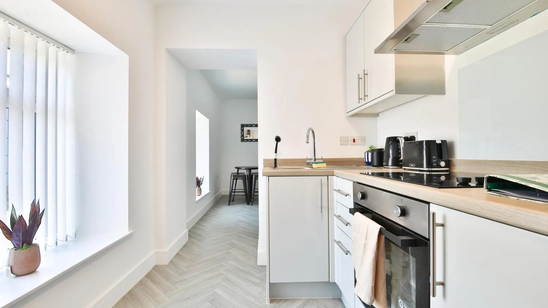 Hiks Accommodation Swansea Apartment
